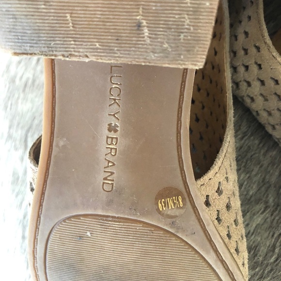 Lucky Brand suede open toe laser cut bootie size 8.5 - Picture 6 of 6